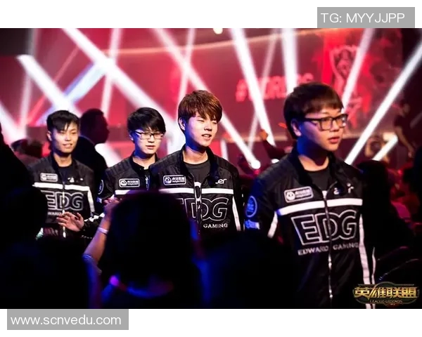 赛后分析：EDG与FPX对决中的耐力较量与战术思考