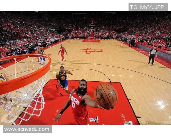 华盛顿队与亚特兰大联队激战正酣精彩对决引发球迷热议