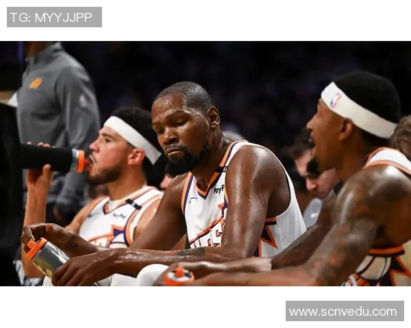 汤普森与杜兰特的巅峰对决谁将成为NBA历史最佳射手之争的胜者 汤普森与杜兰特的巅峰对决谁将成为NBA历史最佳射手之争的胜者