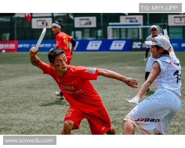 重庆飞盘队在滑板精英赛中的强劲表现与战术分析