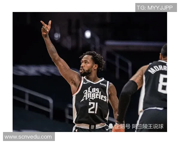 摩纳哥与尤文图斯激战正酣球迷热议比赛精彩瞬间与战术分析 摩纳哥与尤文图斯激战正酣球迷热议比赛精彩瞬间与战术分析